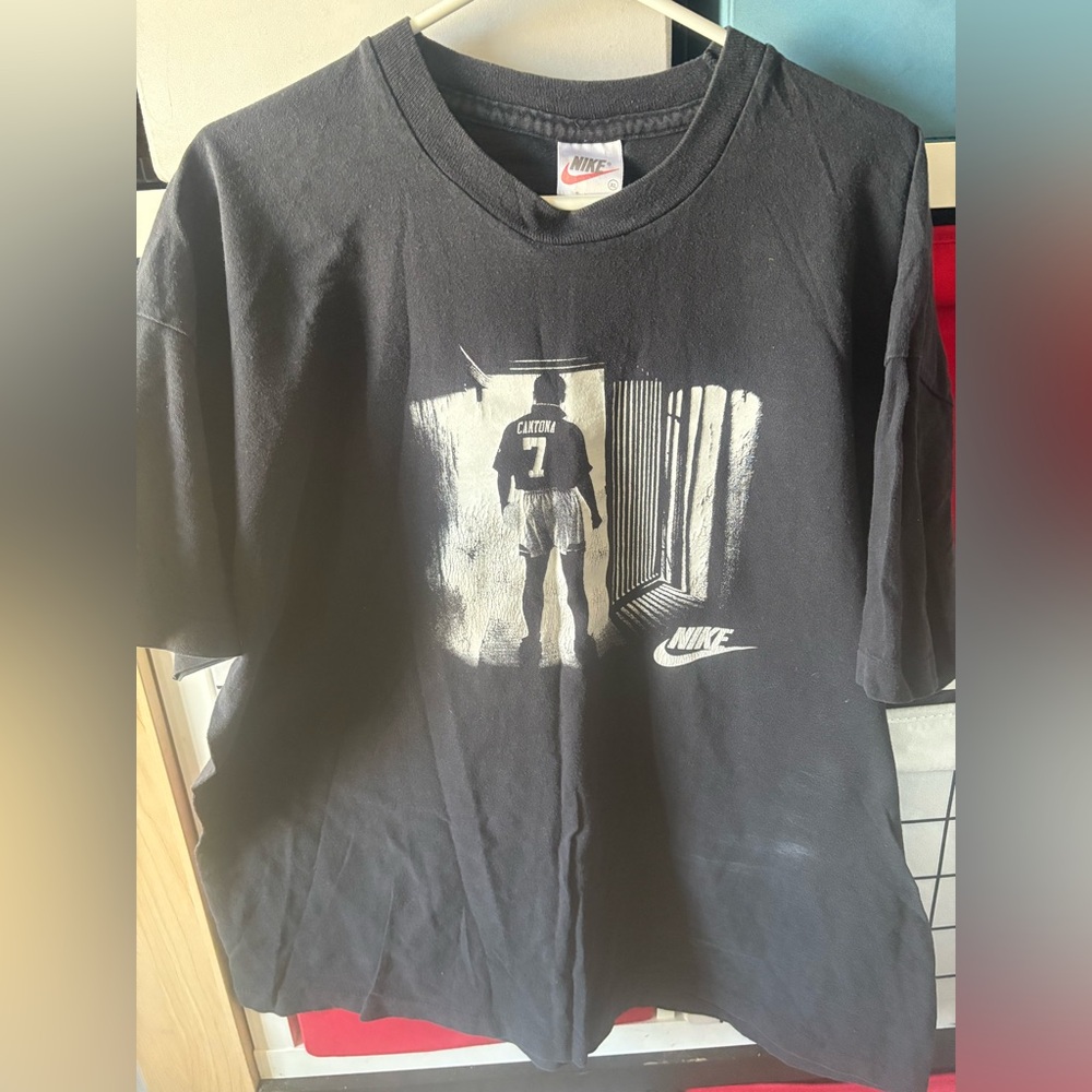 Nike Manchester United Eric Cantona Graphic Men's T-Shirt